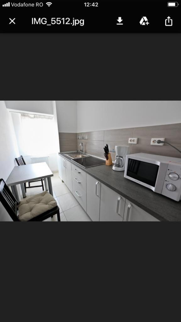 Alba Iulia Square - Apartments And Studios Bucareste Exterior foto